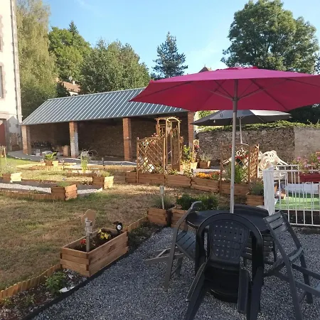 Spacieux Atypique 115m2 Avec Jardin * Pontaumur