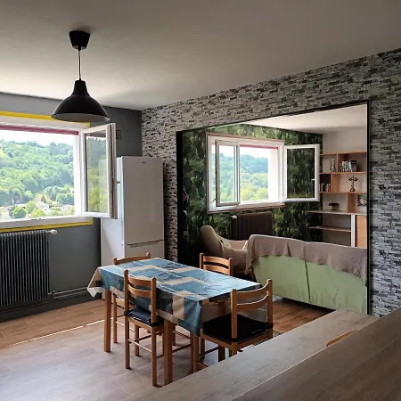Spacieux Atypique 115m2 Avec Jardin * Pontaumur